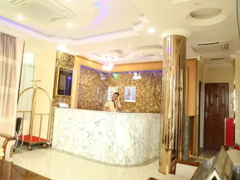Jaromax Palace Hotel - Photo 2