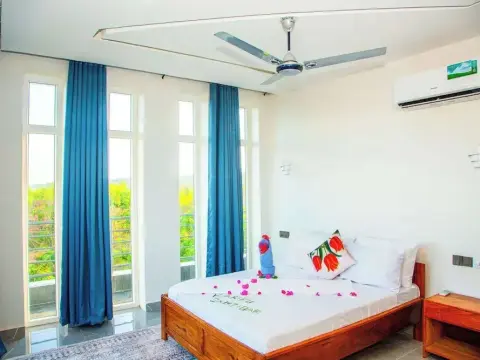 Jazira Palace - Photo 4