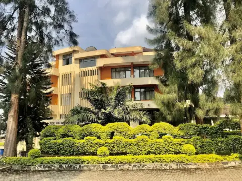 Landmark Hotel Tukuyu - Photo 1