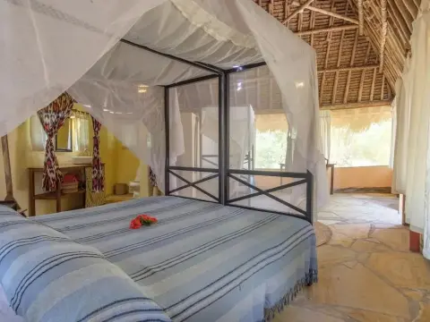 Mkoma Bay Tented Lodge - Photo 4