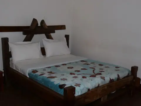 PTL Neneu Hotel - Photo 3