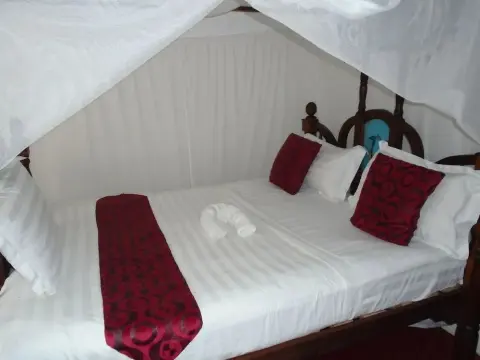 Pyramid Hotel Zanzibar - Photo 4