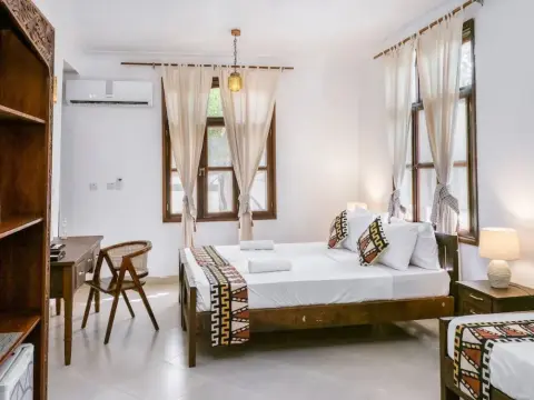 Zaraya of Zanzibar - Photo 1