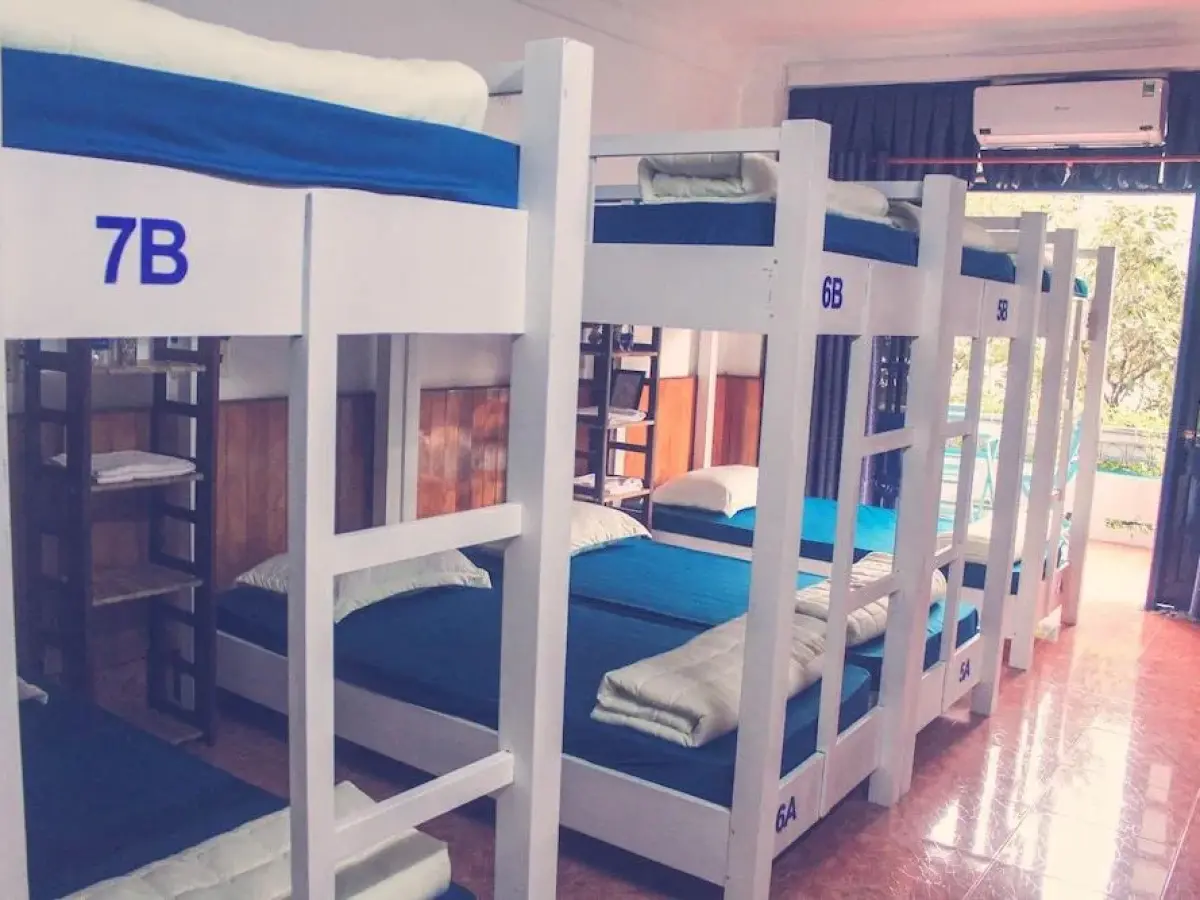 AQua Home - Hostel