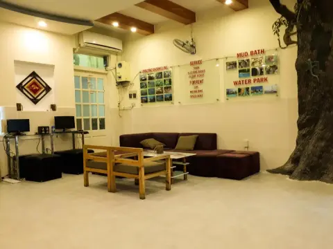 Backpack Abode Hostel - Photo 2