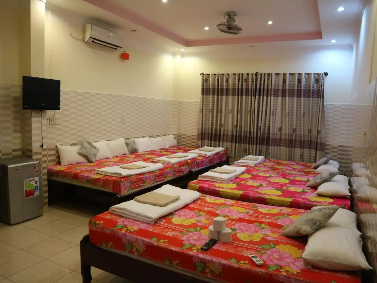 Bao Chau Hostel