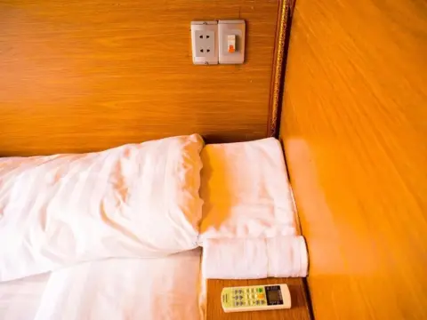 Bee House Architecture - Photo 3