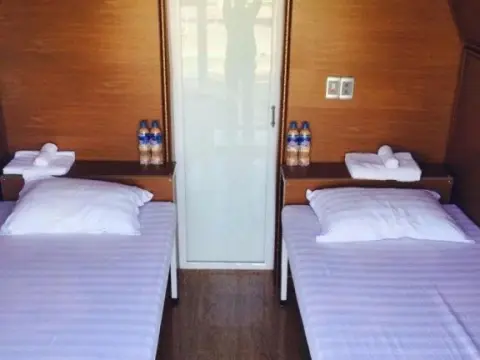 Bee House Architecture - Photo 3