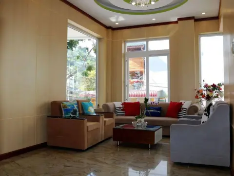 BH Residence Inn - Photo 2