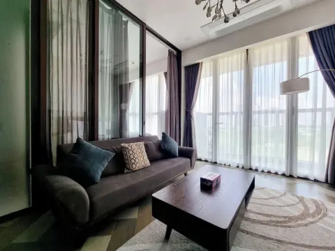 Bluesky Metropole Galleria Luxury - Photo 4