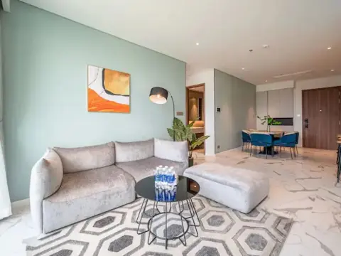 Bluesky Metropole Galleria Luxury - Photo 2