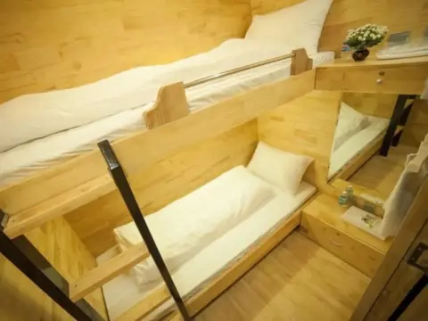 Box Hotel - Photo 3