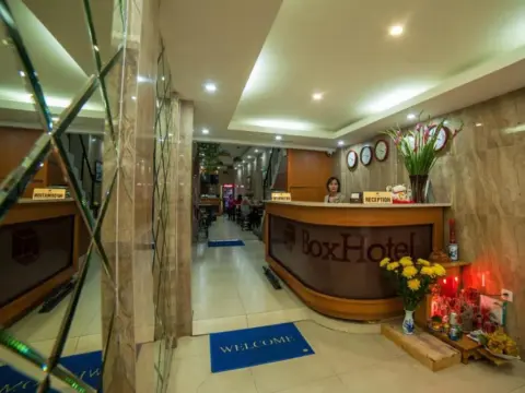 Box Hotel - Photo 1