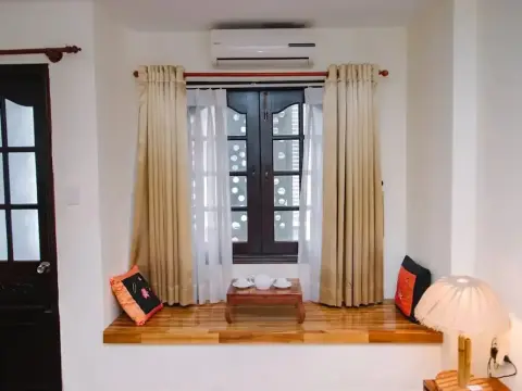 Canary Saigon Hotel - Photo 4