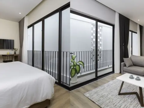 Cozrum Homes-Premier Residence - Photo 2