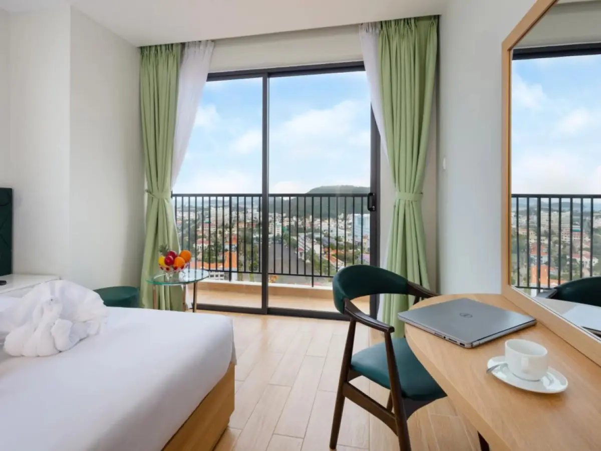 Crown Hotel Nha Trang