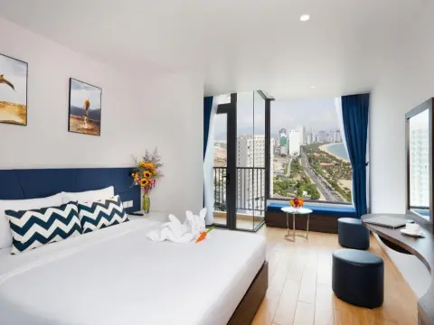 Crown Hotel Nha Trang - Photo 2