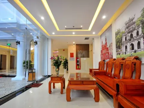 Crown Nguyen Hoang Hotel - Photo 2
