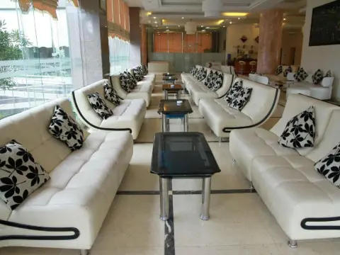 Dakruco Hotel - Photo 2