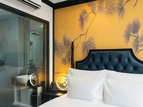 D'Lux Hotel - Photo 4