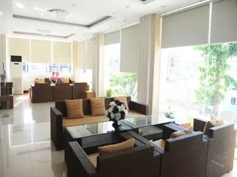 Duc Anh Hotel - Photo 2