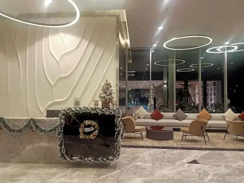 Empire City Residences Suite - Photo 2