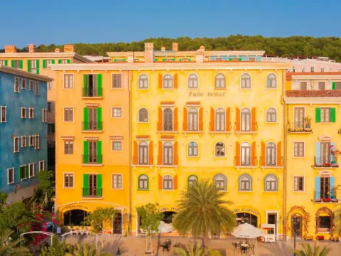 Fella Hotel - Photo 1