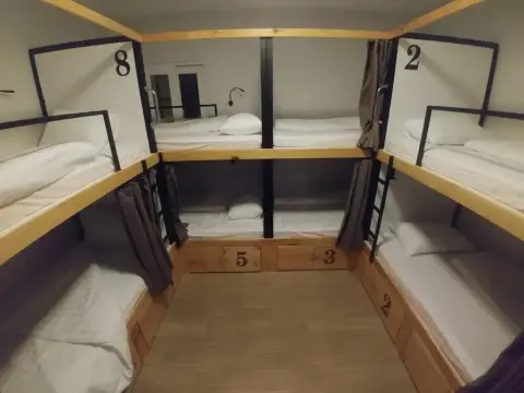 Four of a Kind Hostel - Photo 4