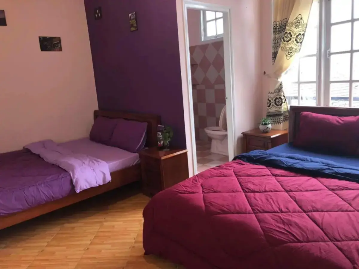 Fullhouse Homestay