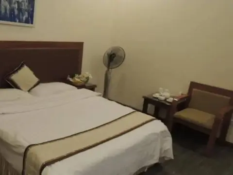 Gala Hotel 2 - Photo 4