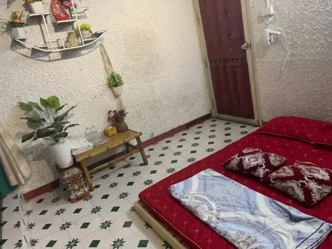 Golden Bell Backpacker Hostel - Photo 2