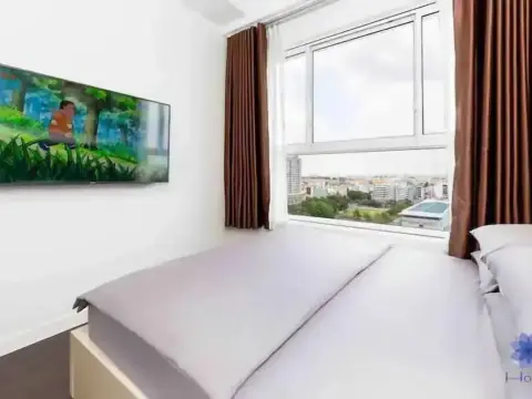 Golden mansion - Photo 1