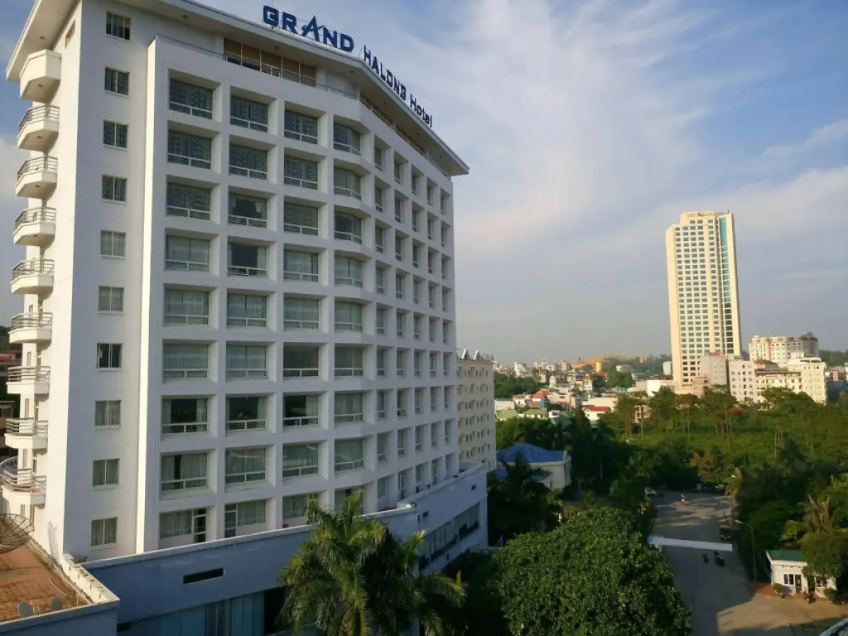 Grand Halong Hotel