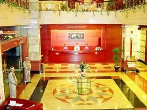 Grand Halong Hotel - Photo 2