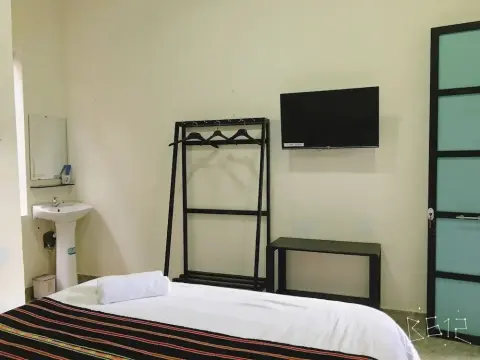 Hani House - Photo 2