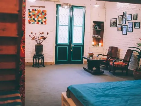 Hanoi 1990s Homestay - Photo 4