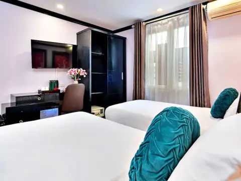 HANZ Memories Premiere Hotel - Photo 3