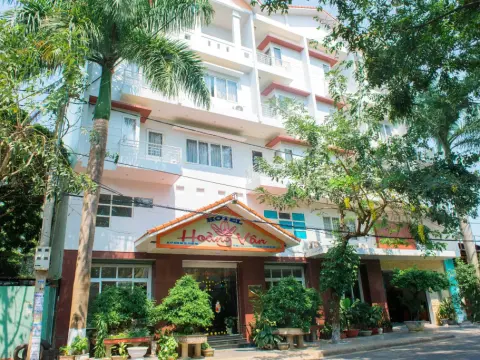 Hoang Van Hotel - Photo 1
