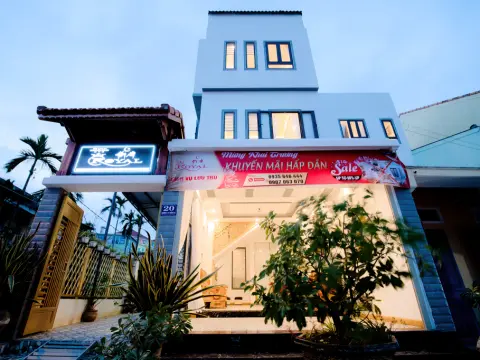 Hoian Royal Villa - Photo 2