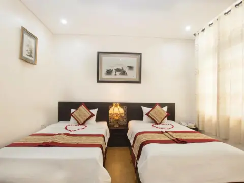 Hue Budget Hostel - Photo 3