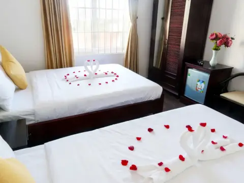 Hue Royal Hotel - Photo 4