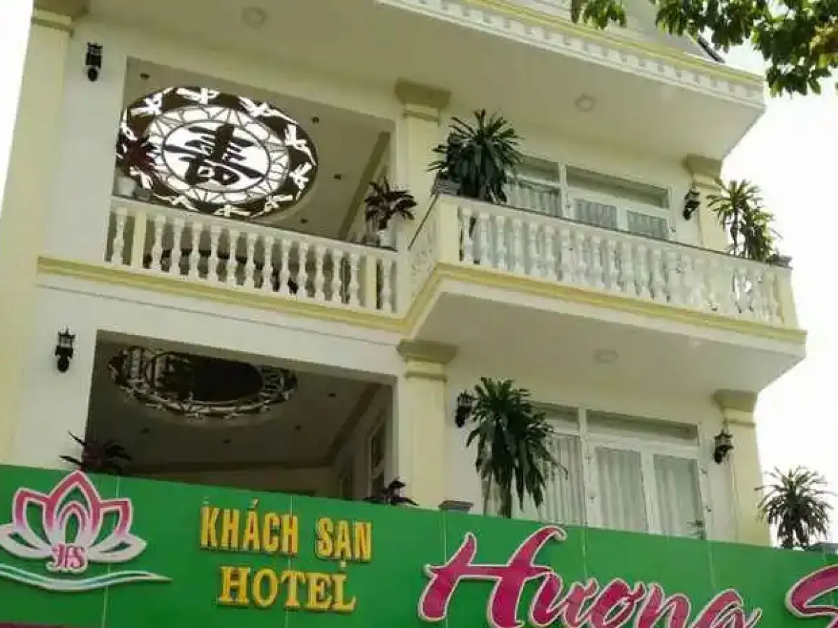 Huong Sen Hotel