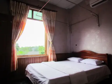 Huong Tra Hotel - Photo 4