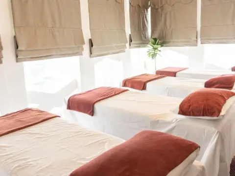 Imperial Boat - Photo 3