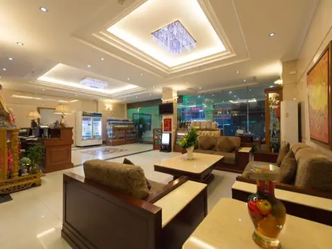 Iris Hotel Danang - Photo 2