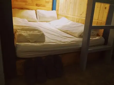 KHA Hostel & Cafe - Photo 4