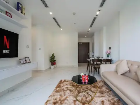 LA Nest 2 Bedrooms The Beverly - Vincom - Photo 1