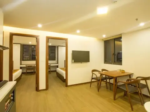 Lake View Hotel - Photo 4