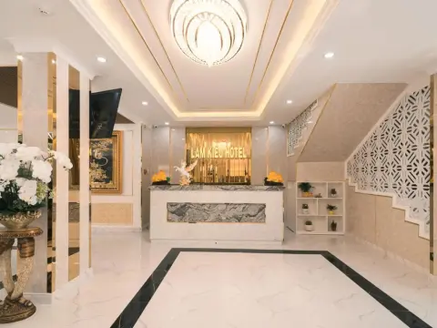 Lam Kieu Hotel - Photo 2