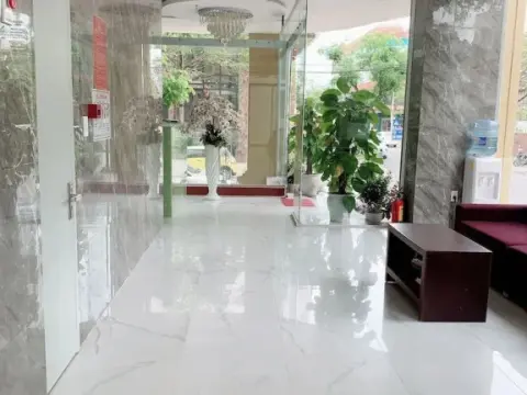 Majestic Hotel - Photo 2